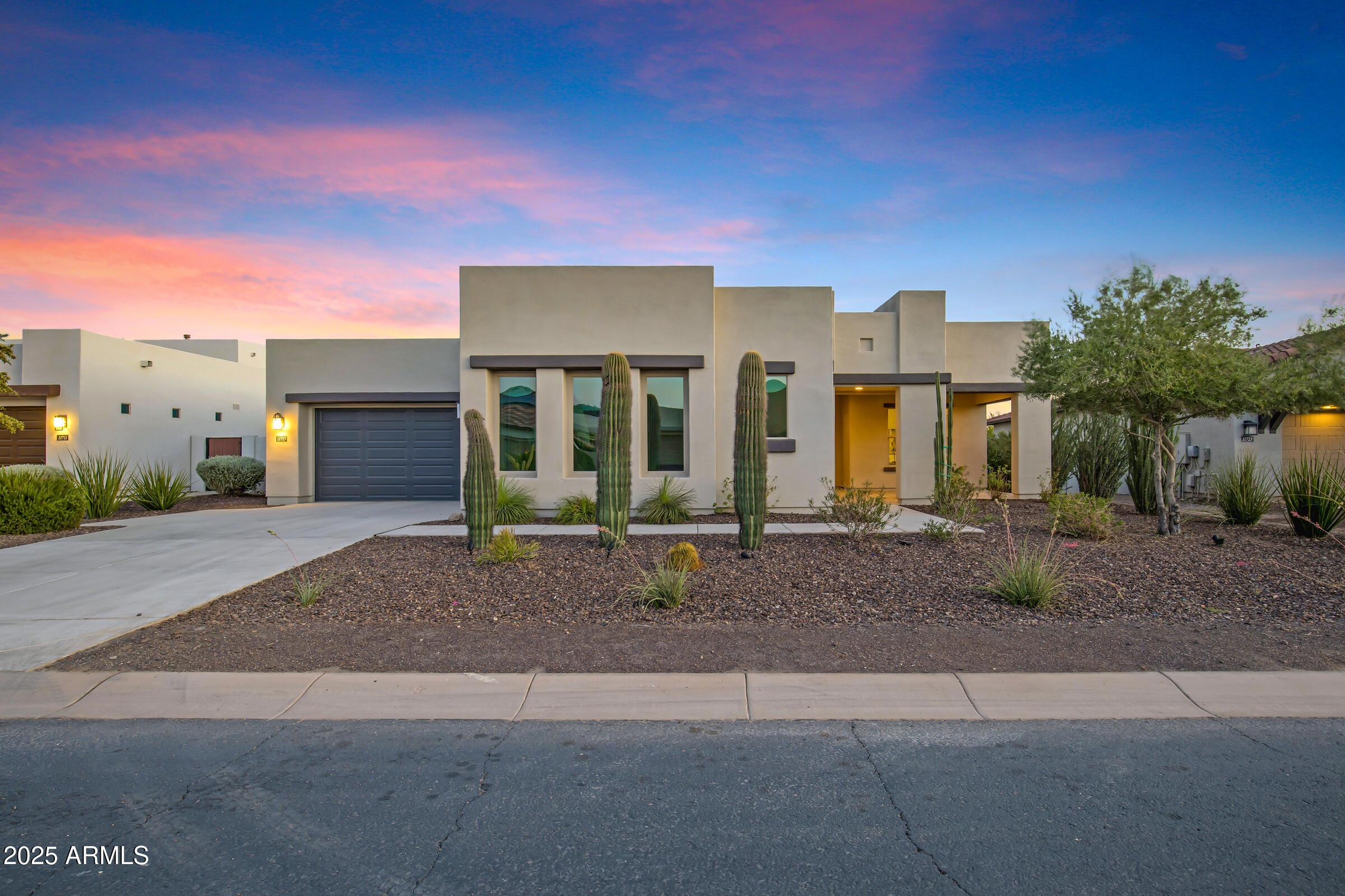 11717 W RED HAWK Drive