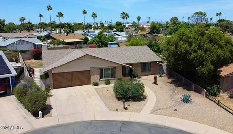 Single Family Residence in Phoenix AZ 3740 LUPINE Avenue.jpg