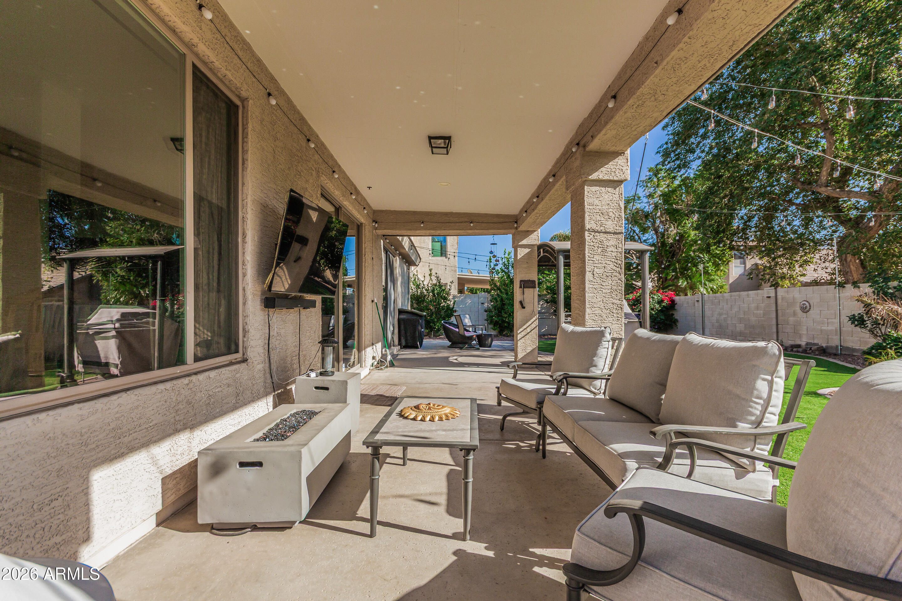 6407 E PARADISE Lane