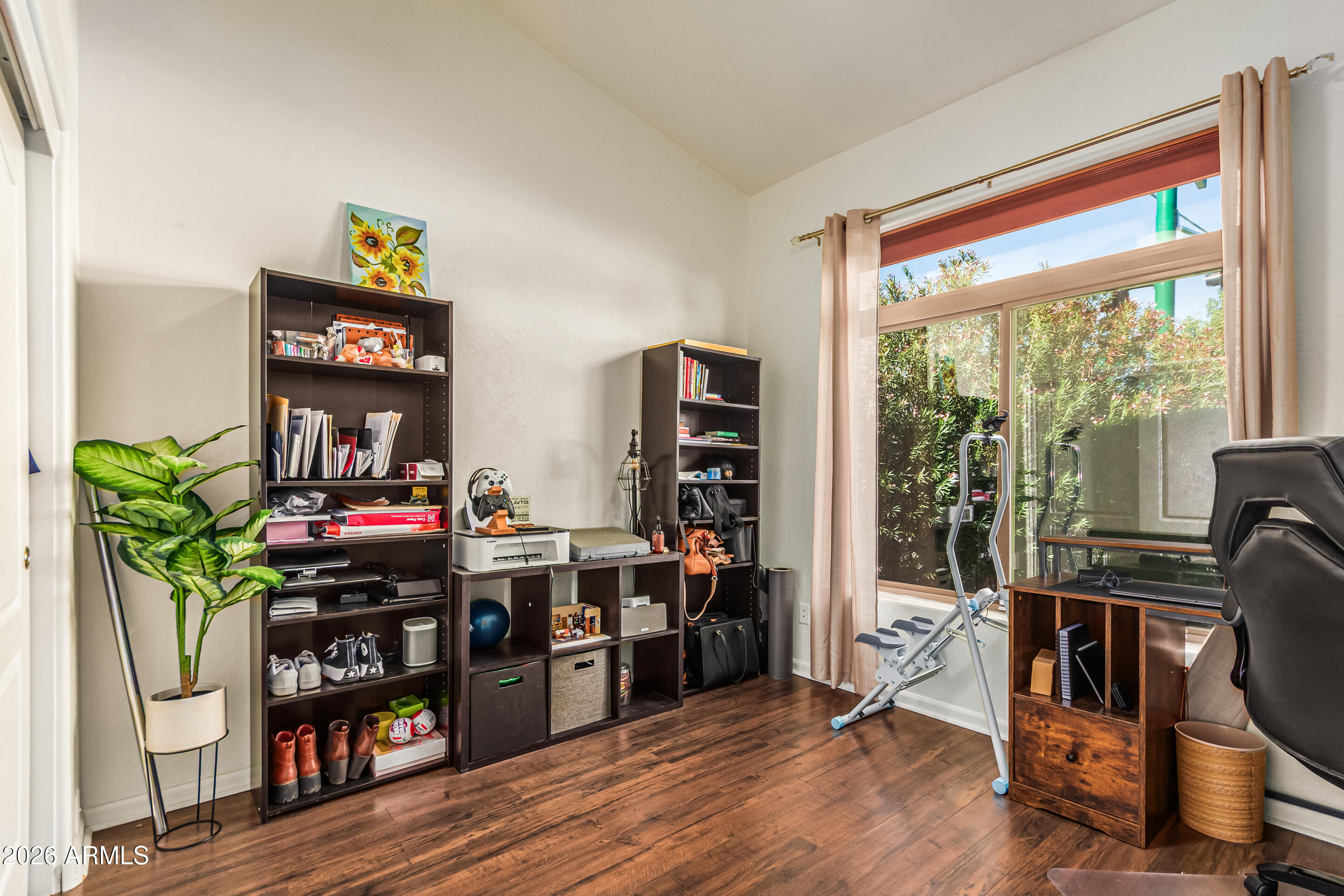 6407 E PARADISE Lane