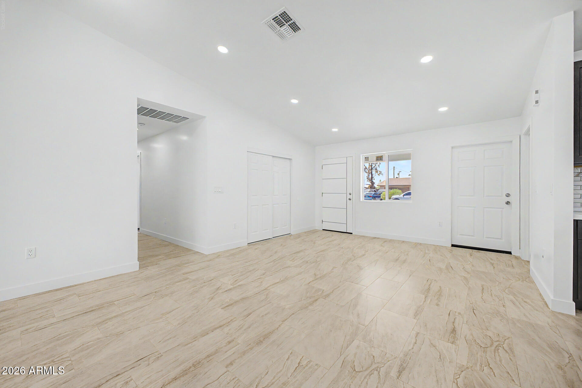 3010 W COUNTRY GABLES Drive
