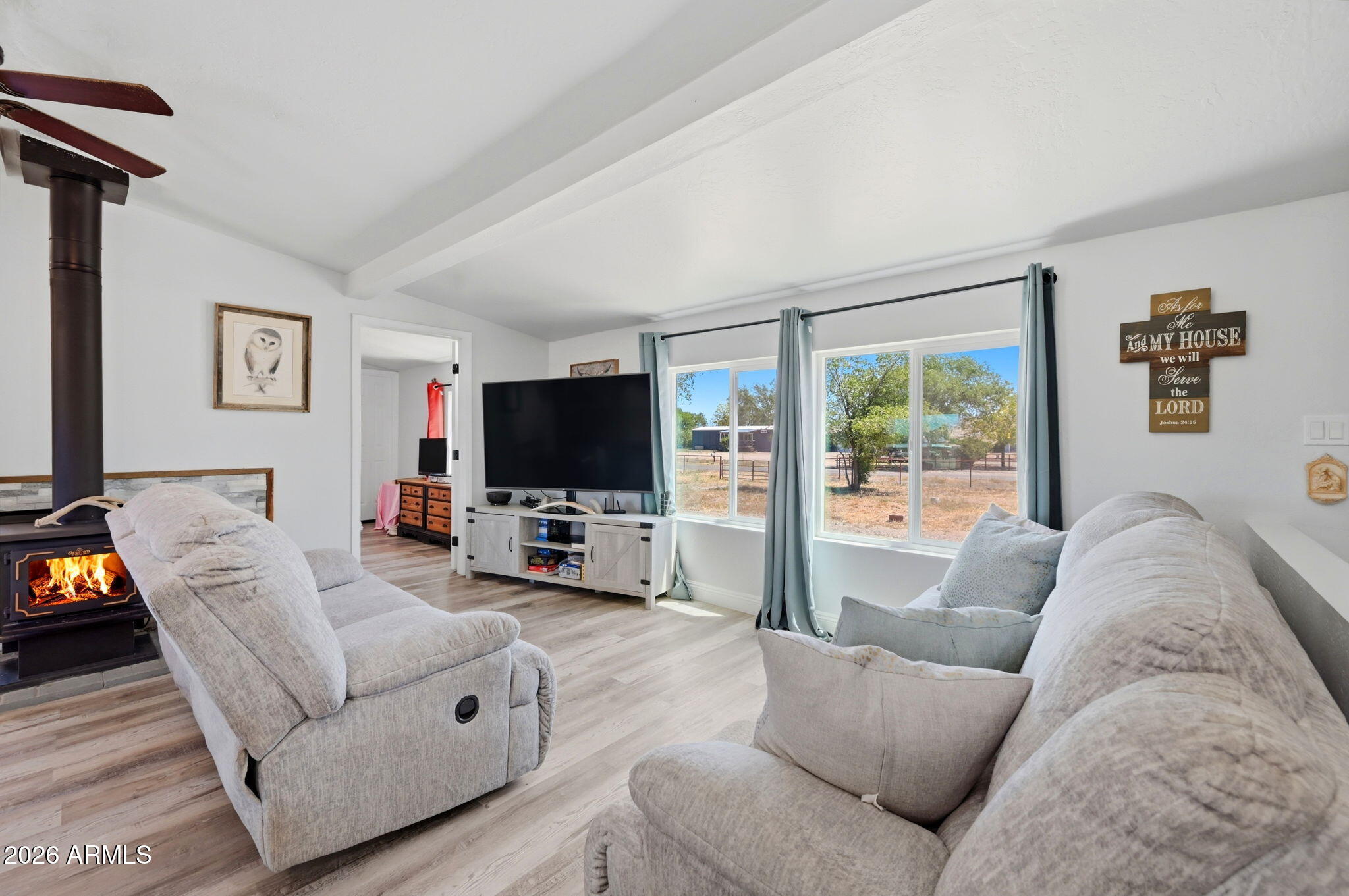 138 E LIANA Drive