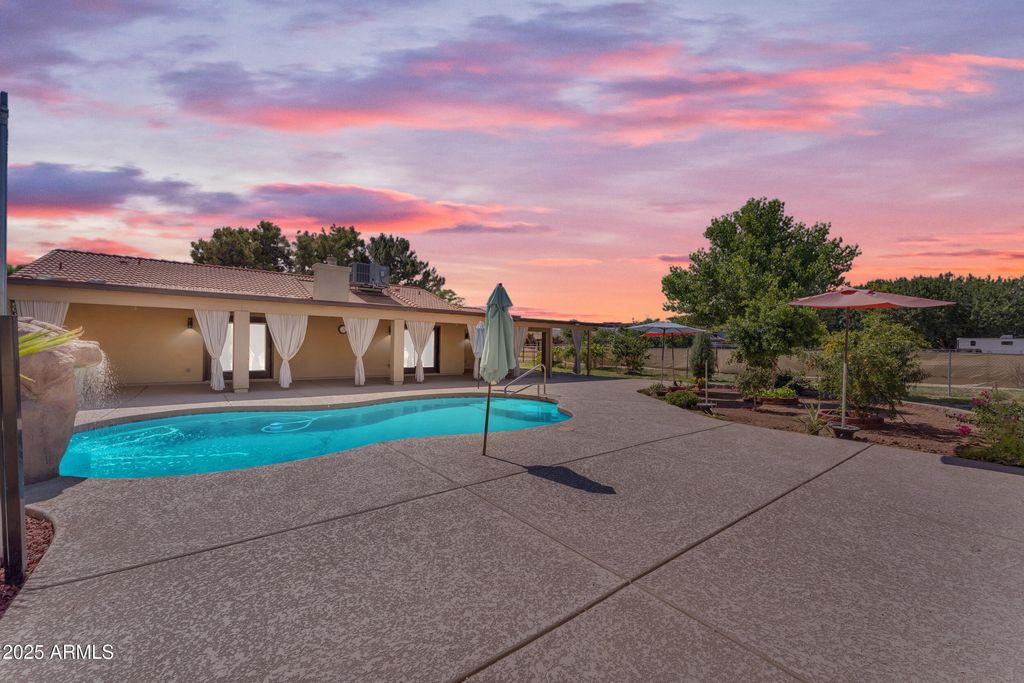 Photo of 7641 N 175th Avenue, Waddell, AZ 85355 (MLS # 6874784)