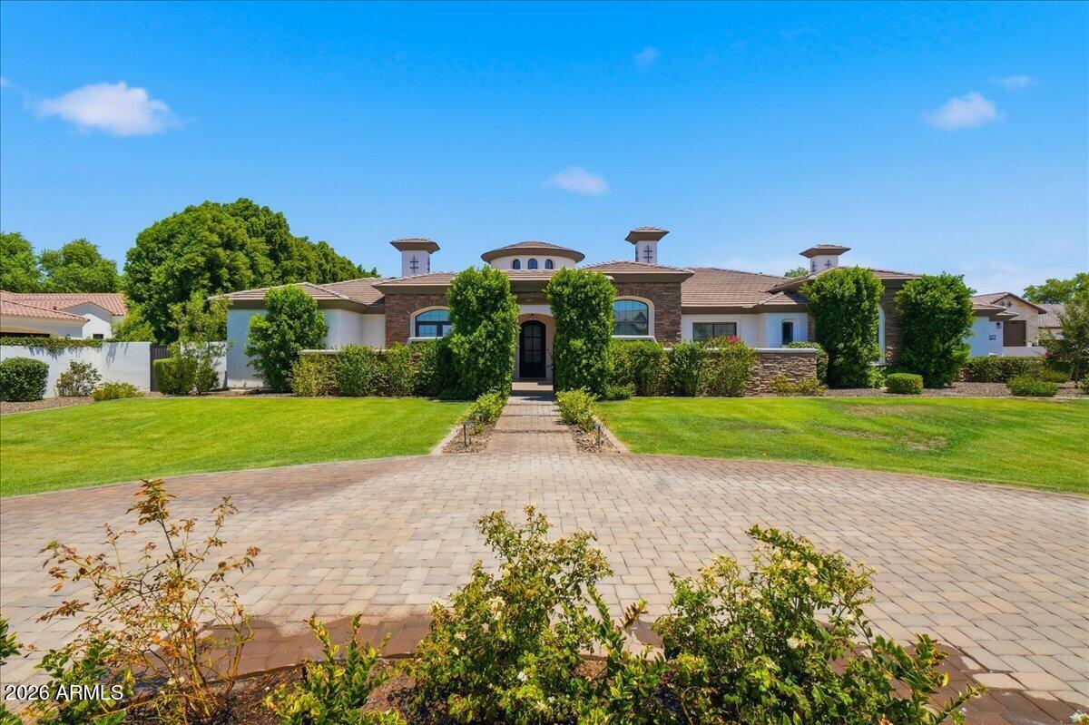 5827 S MARIN Court