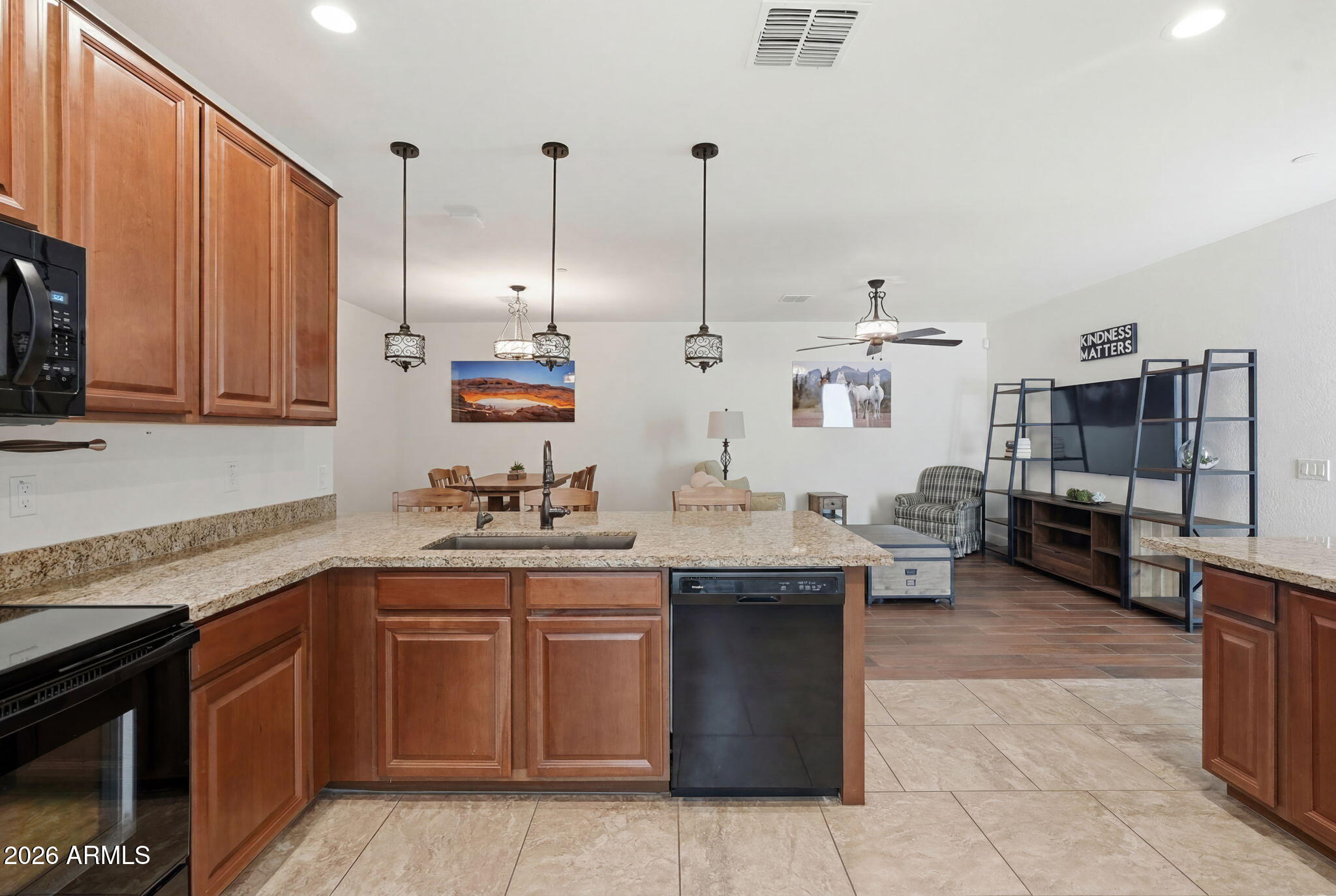 1250 N ABBEY Lane 160