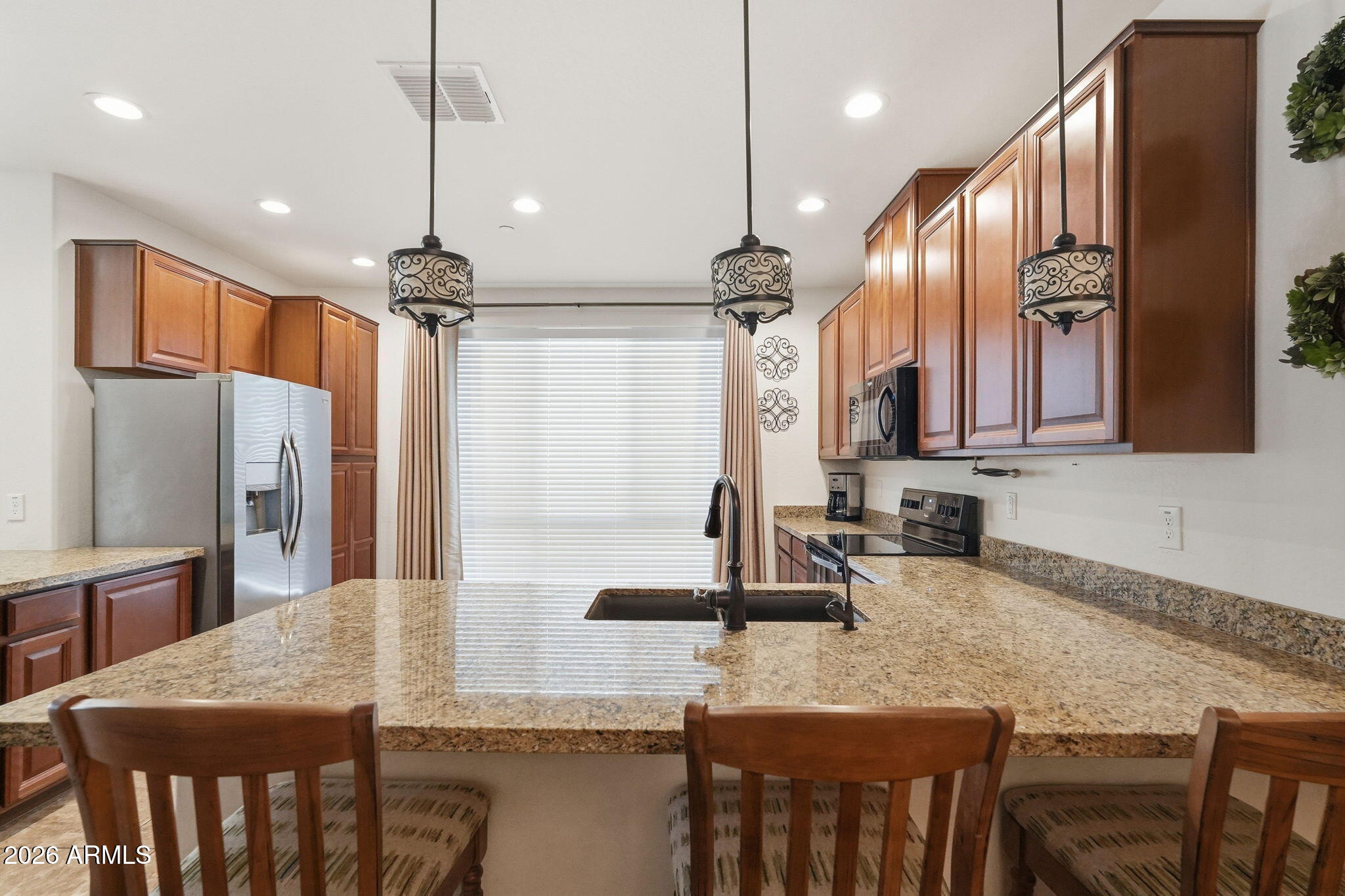 1250 N ABBEY Lane 160