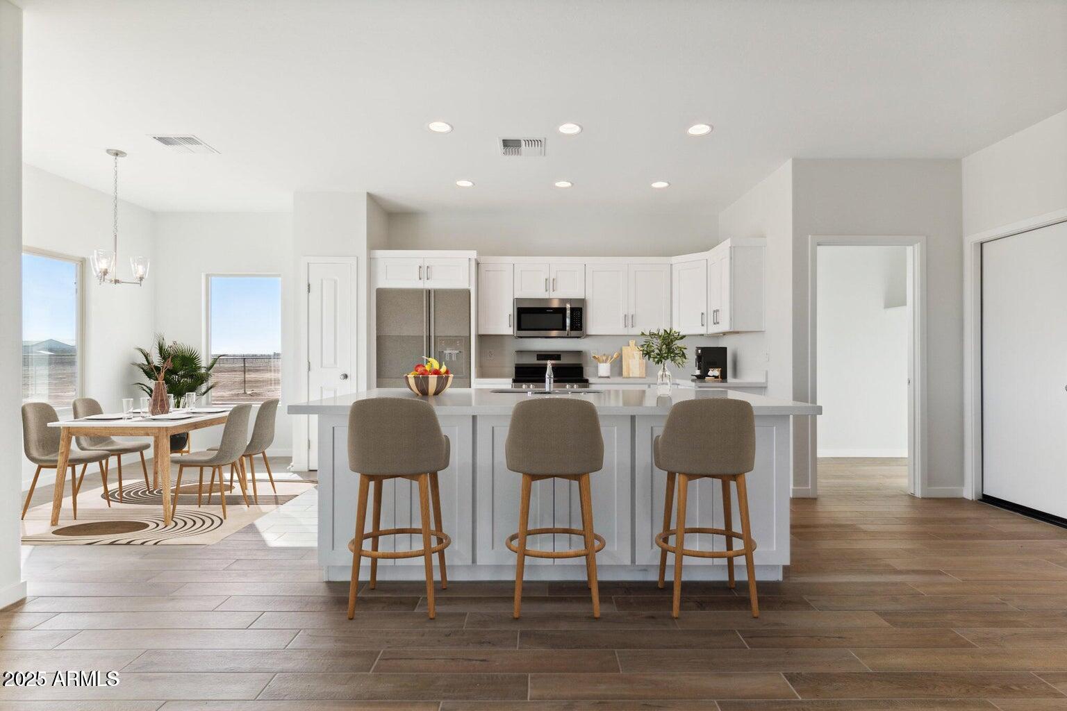 25876 W White Feather Lane