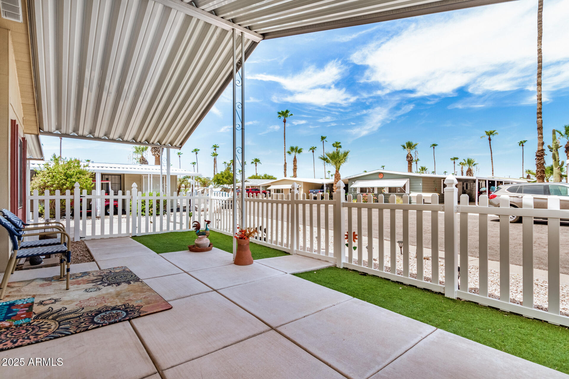 120 N VAL VISTA Drive 194