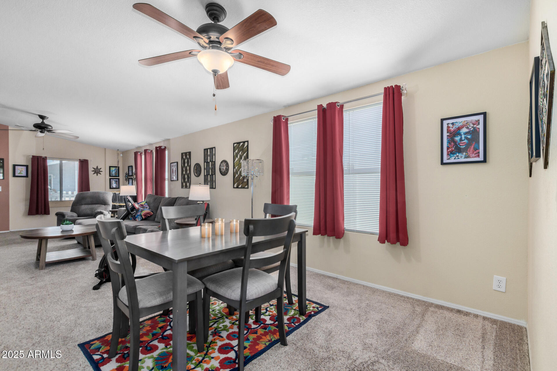 120 N VAL VISTA Drive 194