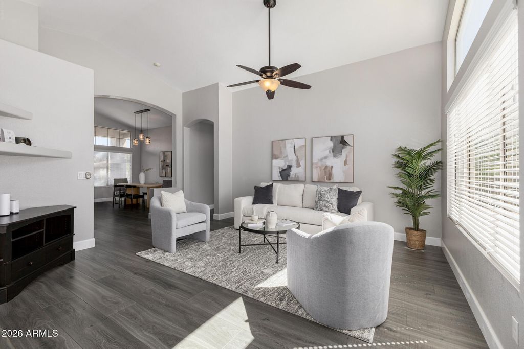 Photo of 1021 W Hearne Way, Gilbert, AZ 85233 (MLS # 7003899)