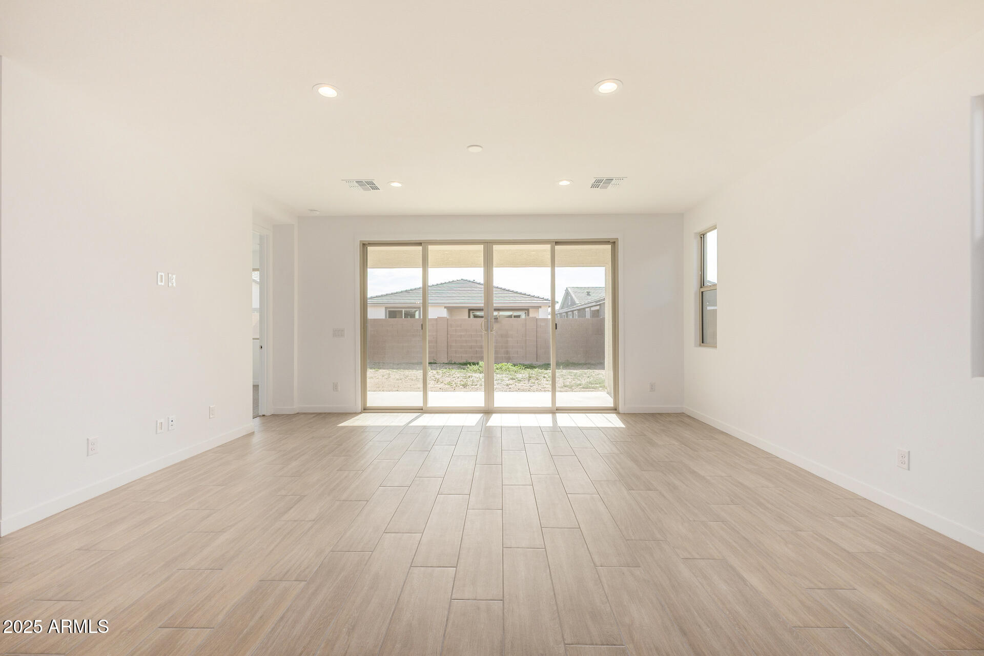 5335 W LAS PALMARITAS Drive