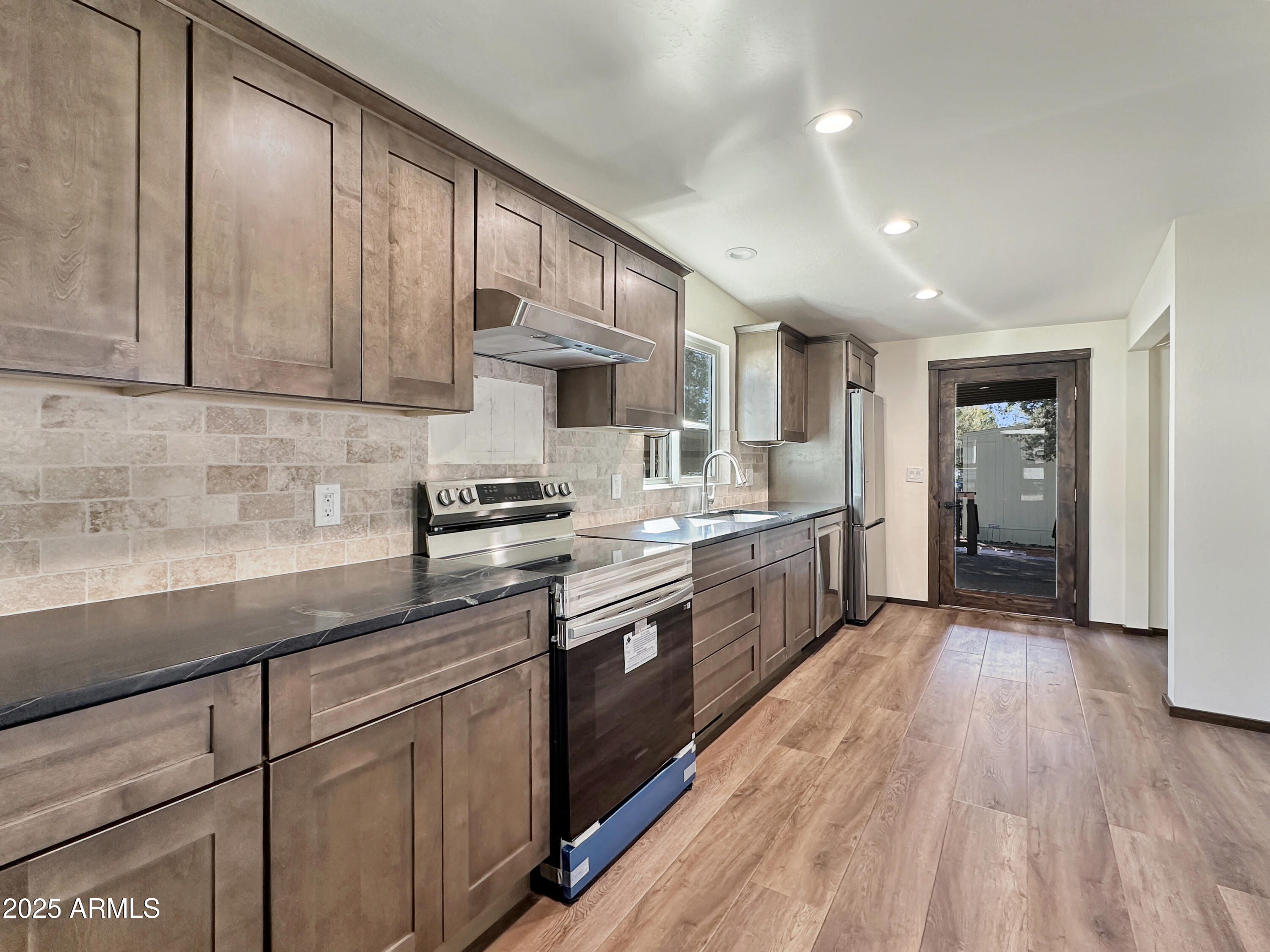 6770 W Arizona 89a -- 51