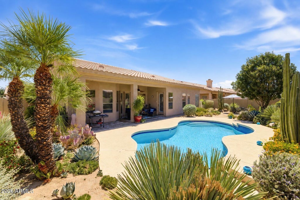 Photo of 5670 W Irma Lane, Glendale, AZ 85308 (MLS # 7080370)