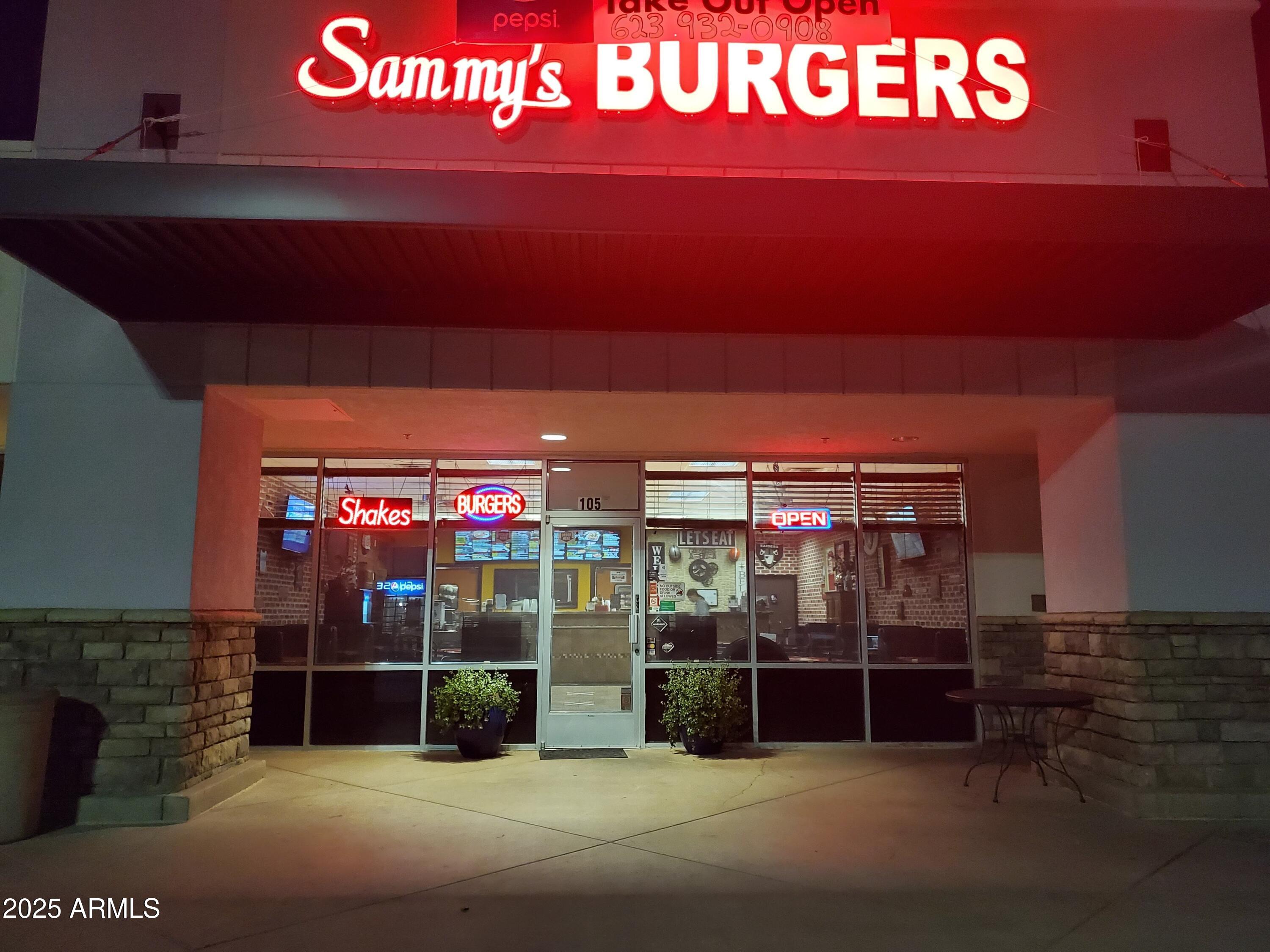 525 N ESTRELLA Parkway 105