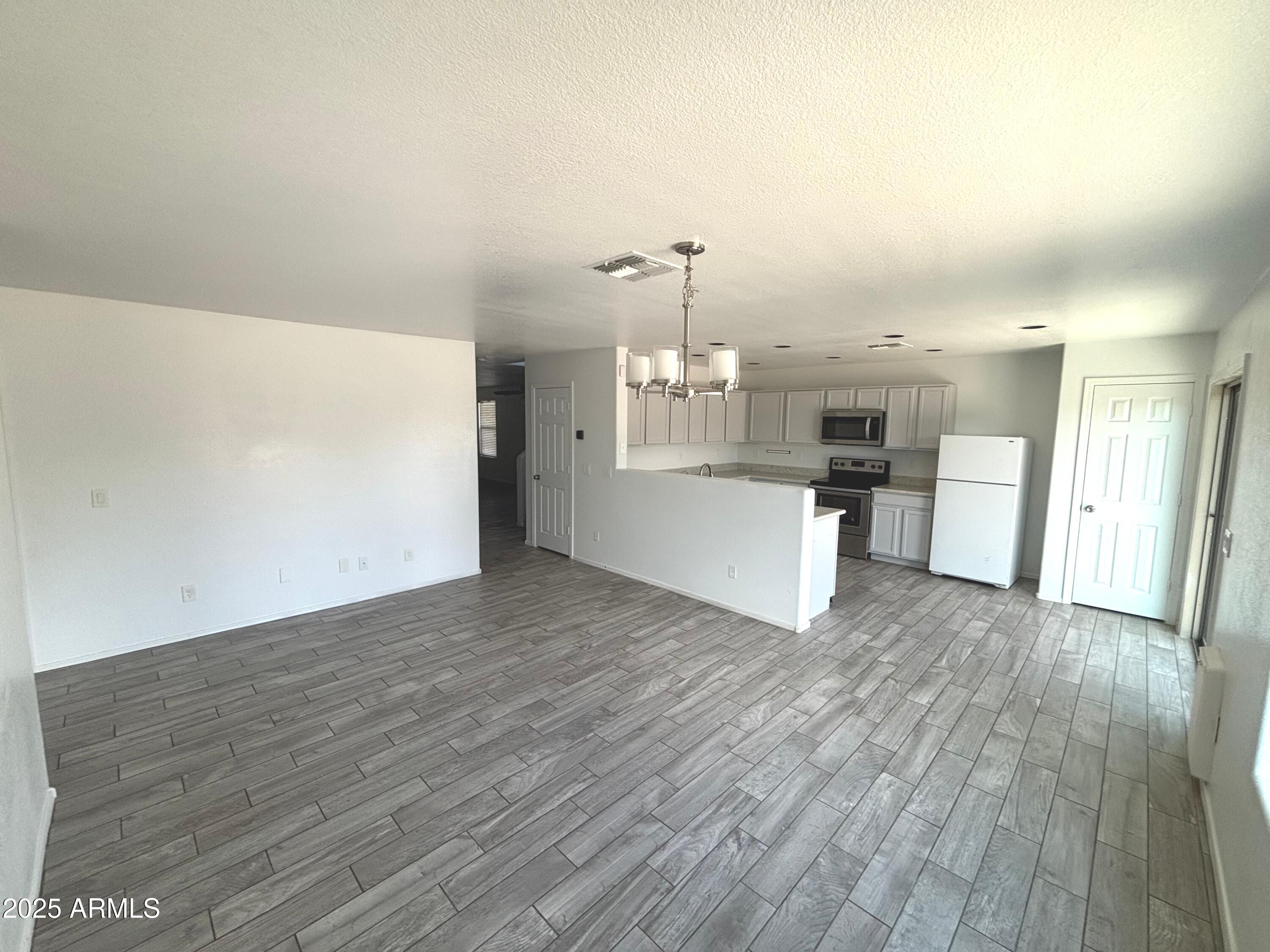 25657 W NANCY Lane