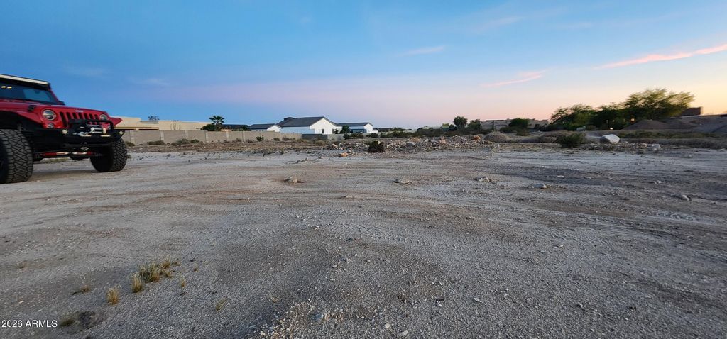Photo of 4805 N 196th Lane #-, Litchfield Park, AZ 85340 (MLS # 7004136)
