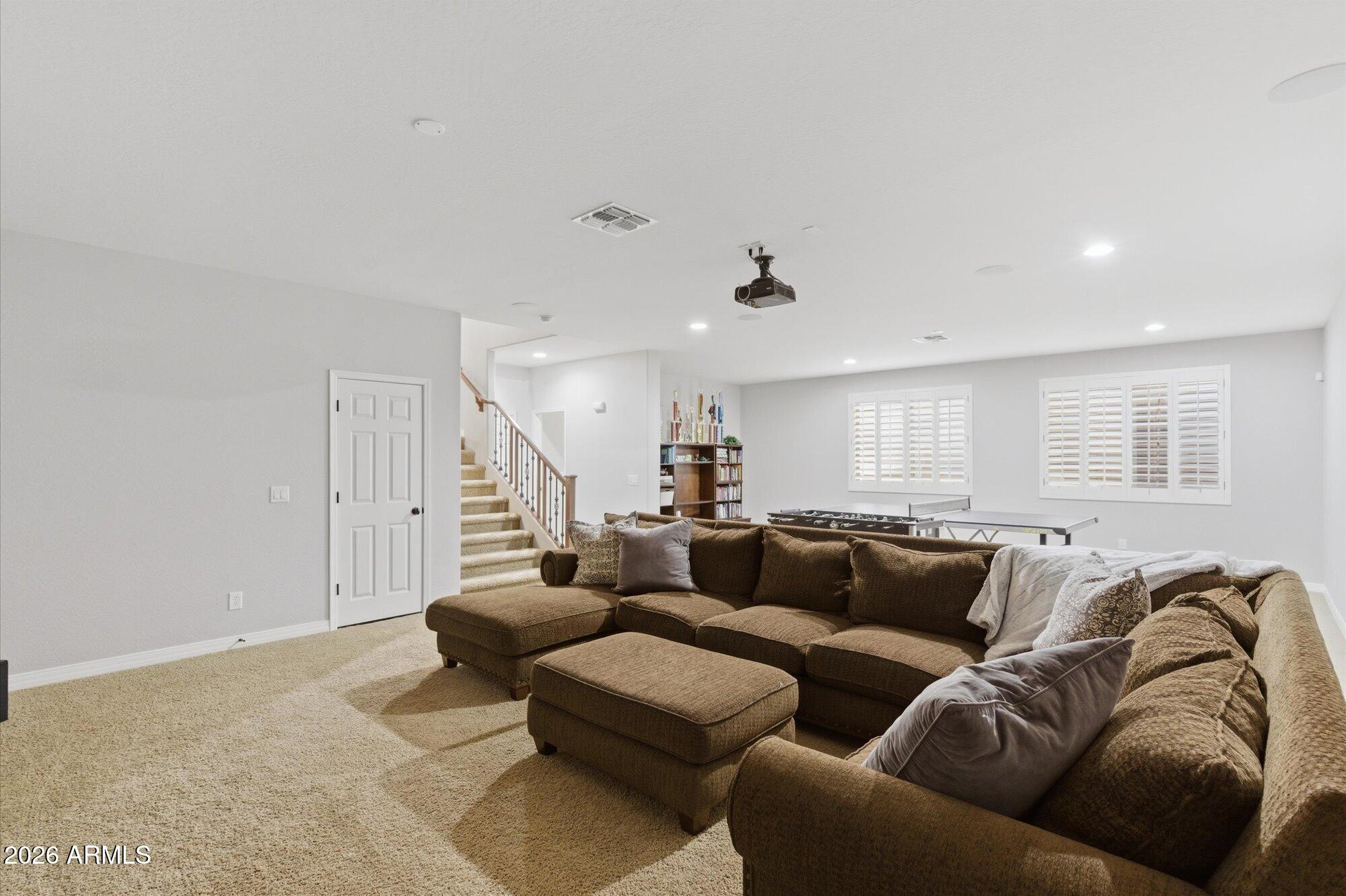 Chandler, Arizona, 85249, United States, 6 Bedrooms Bedrooms, ,4 BathroomsBathrooms,Residential,Active,2036022