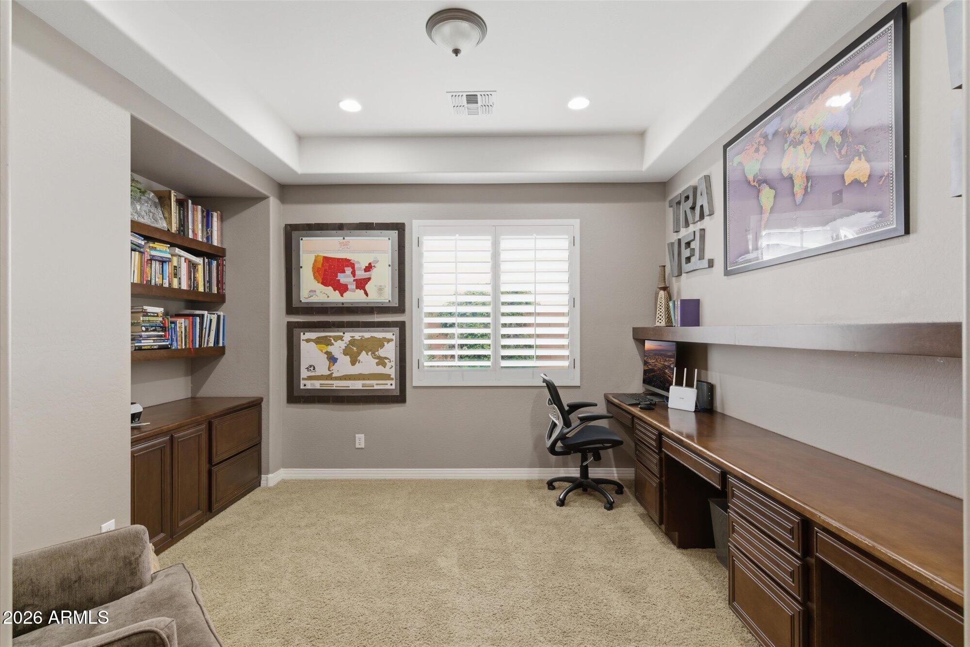 Chandler, Arizona, 85249, United States, 6 Bedrooms Bedrooms, ,4 BathroomsBathrooms,Residential,Active,2036022