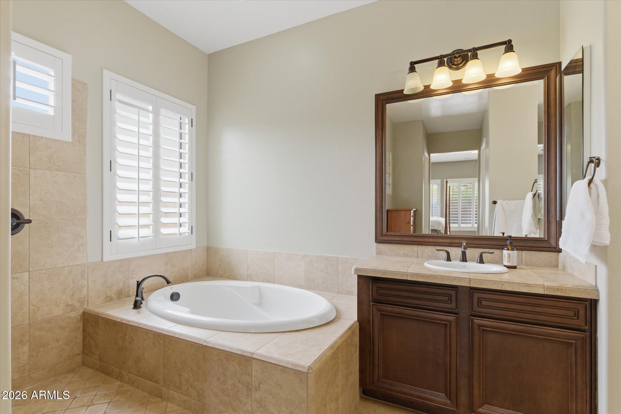 Chandler, Arizona, 85249, United States, 6 Bedrooms Bedrooms, ,4 BathroomsBathrooms,Residential,Active,2036022