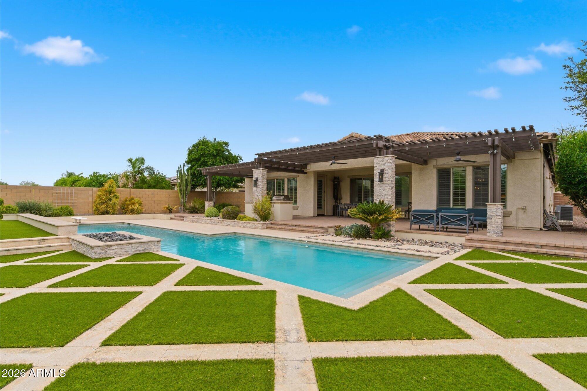 Chandler, Arizona, 85249, United States, 6 Bedrooms Bedrooms, ,4 BathroomsBathrooms,Residential,Active,2036022