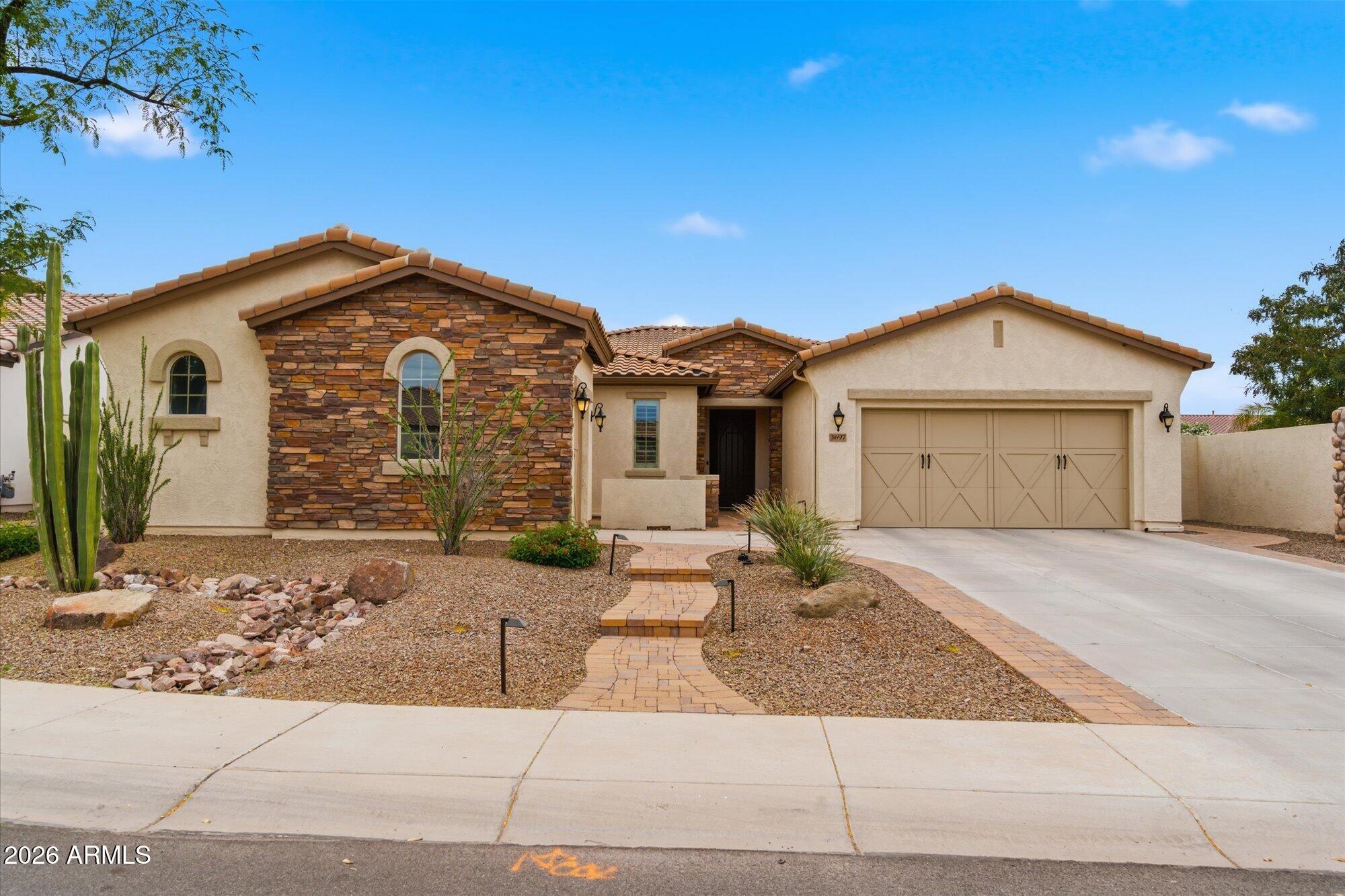 Chandler, Arizona, 85249, United States, 6 Bedrooms Bedrooms, ,4 BathroomsBathrooms,Residential,Active,2036022