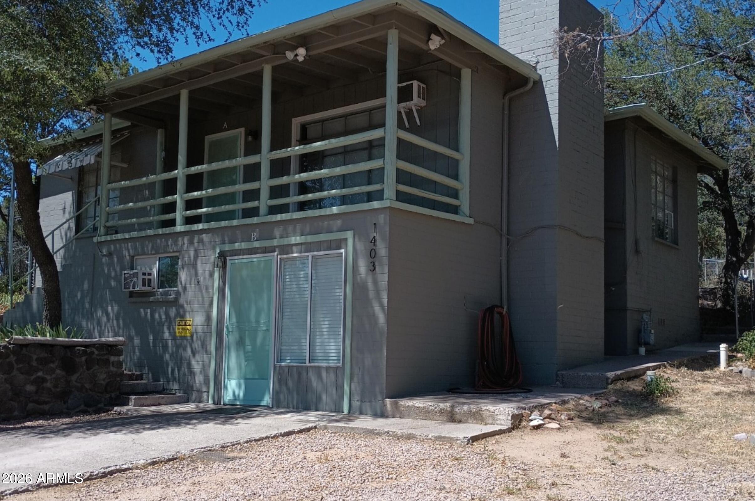1403 N WOODLAND Drive