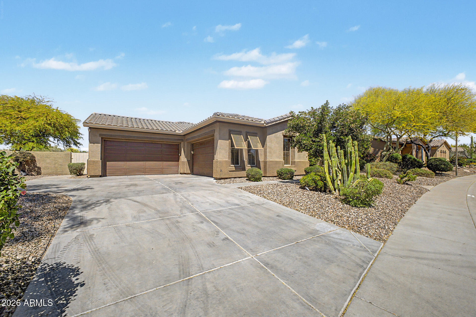40102 N MAJESTY Trail