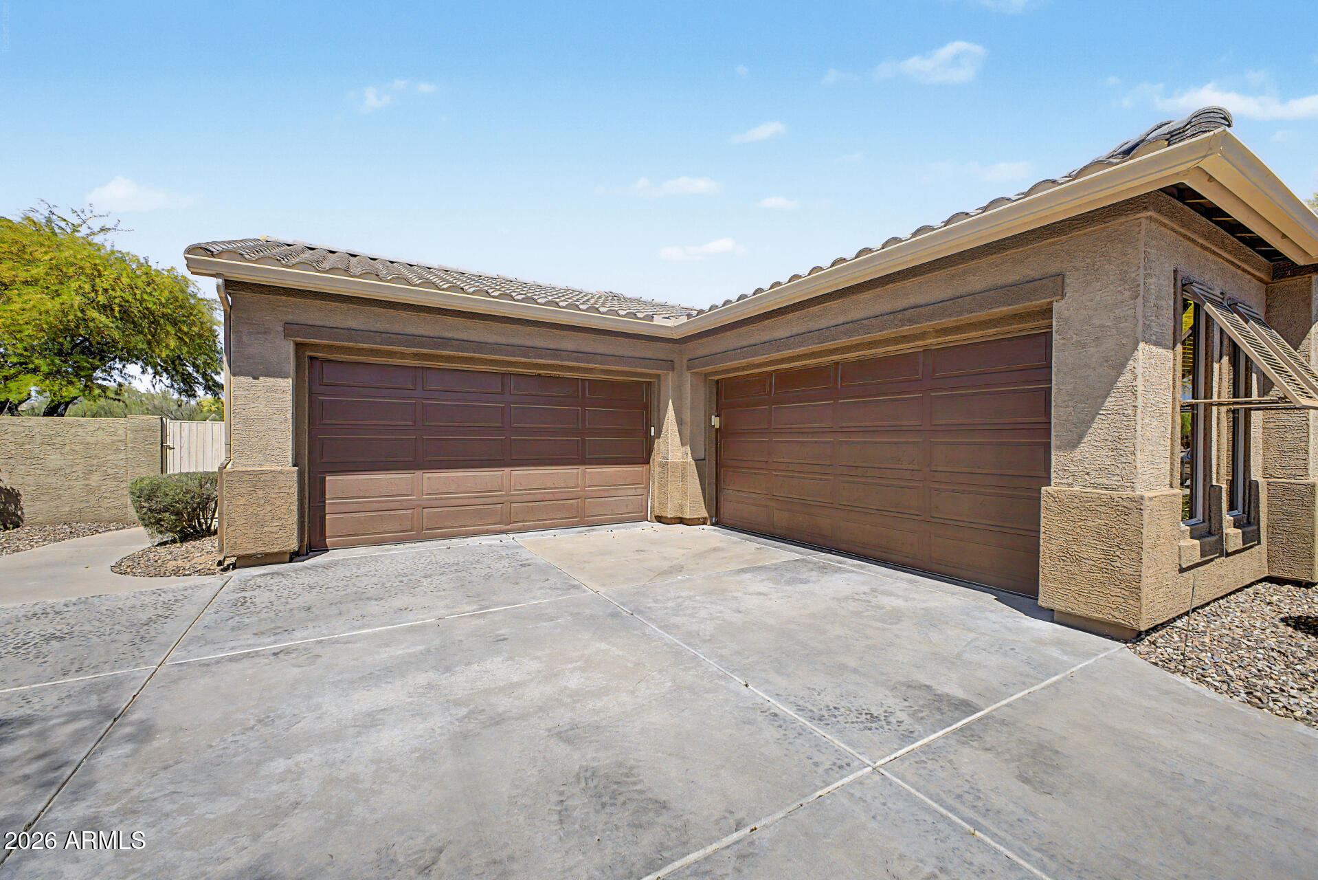 40102 N MAJESTY Trail