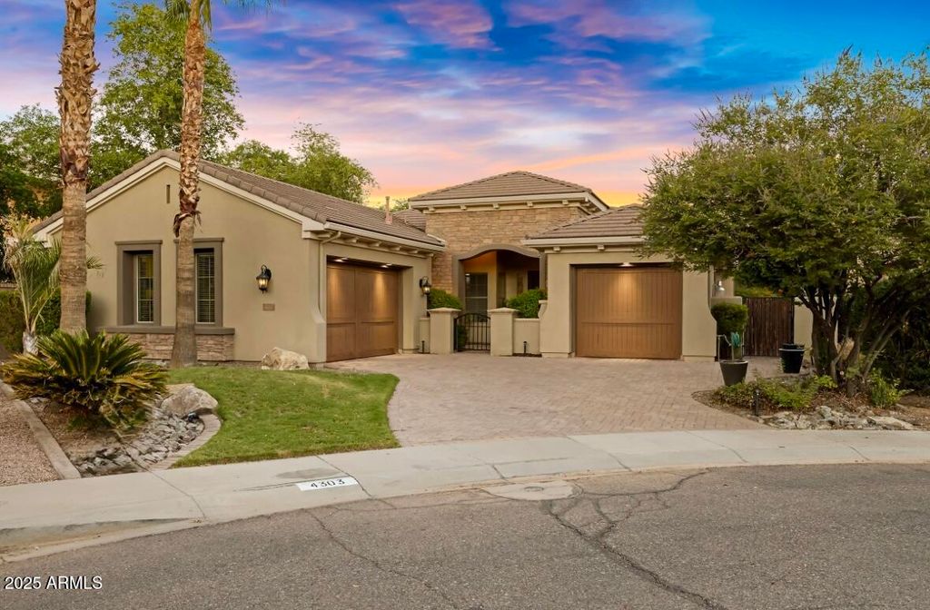 Photo of 4303 S Oregon Court, Chandler, AZ 85248 (MLS # 6927010)