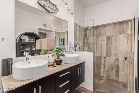 Photo of 6640 N Chatelaine Place, Phoenix, AZ 85014 (MLS # 6928234)