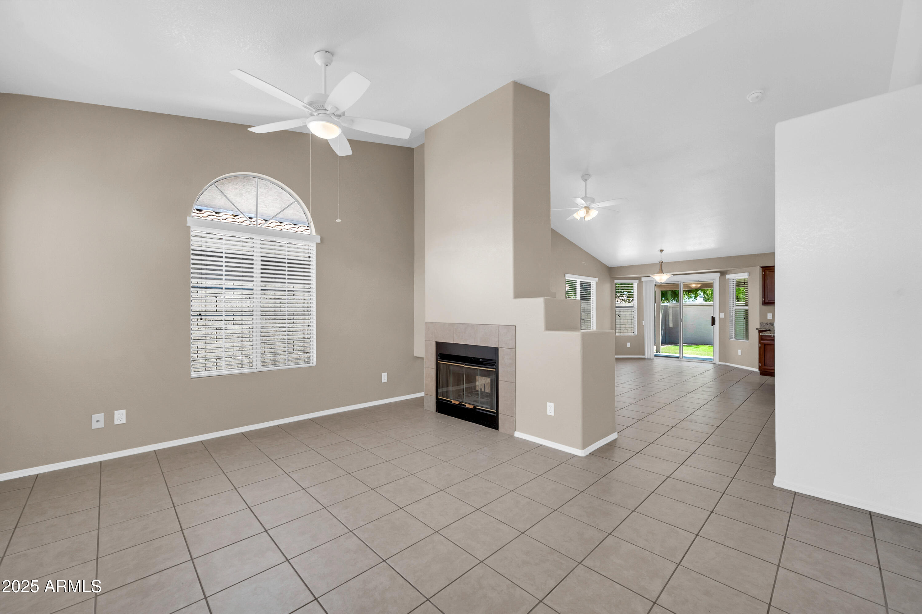 1835 E MARQUETTE Drive