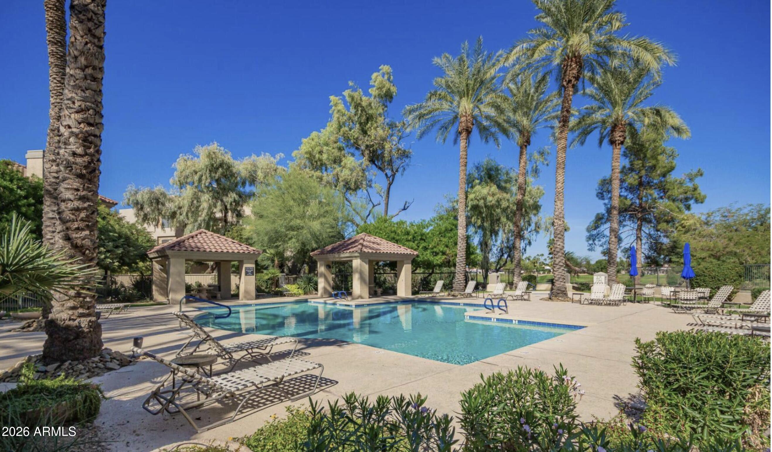 4925 E Desert cove Avenue 332