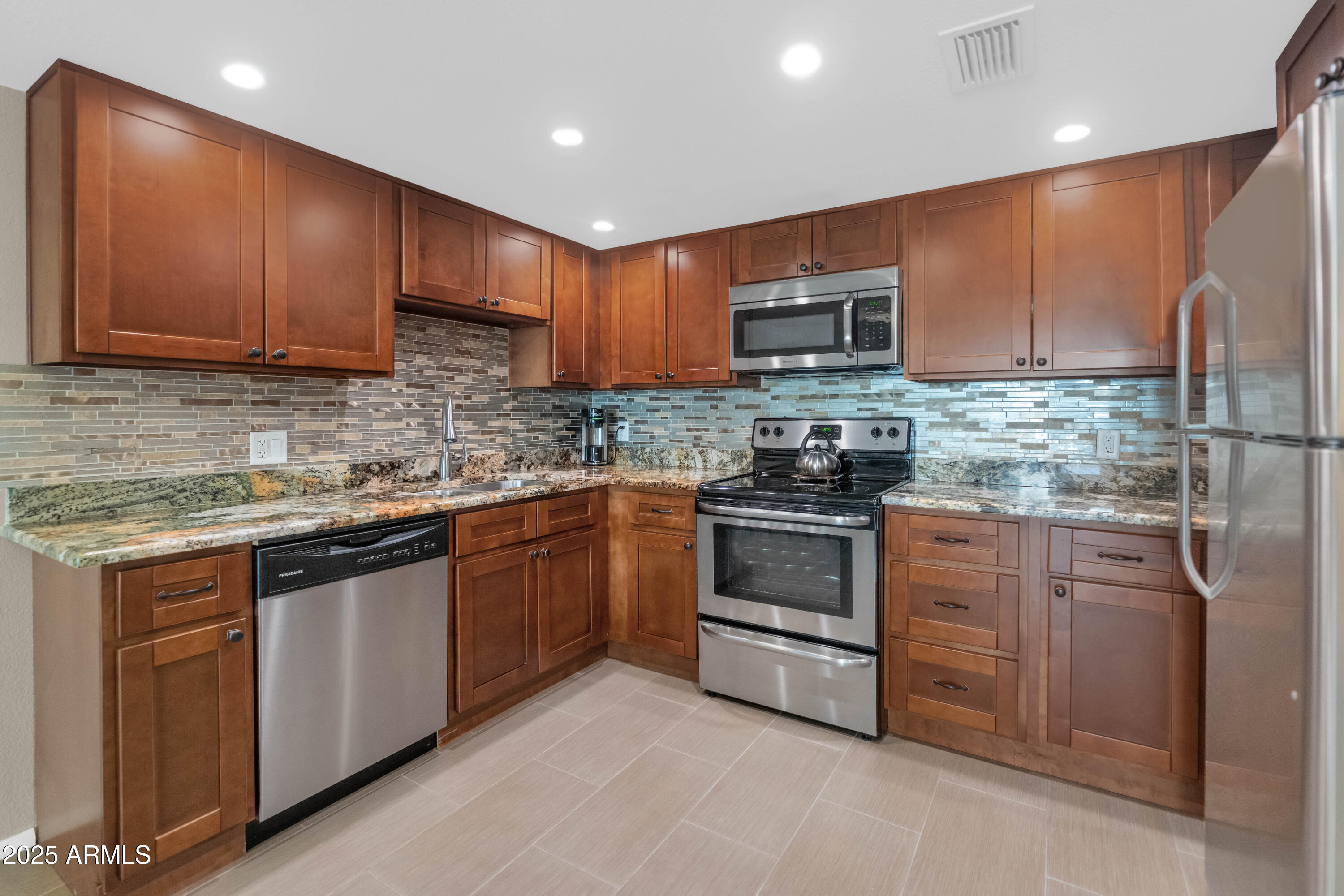 7960 E CAMELBACK Road 409