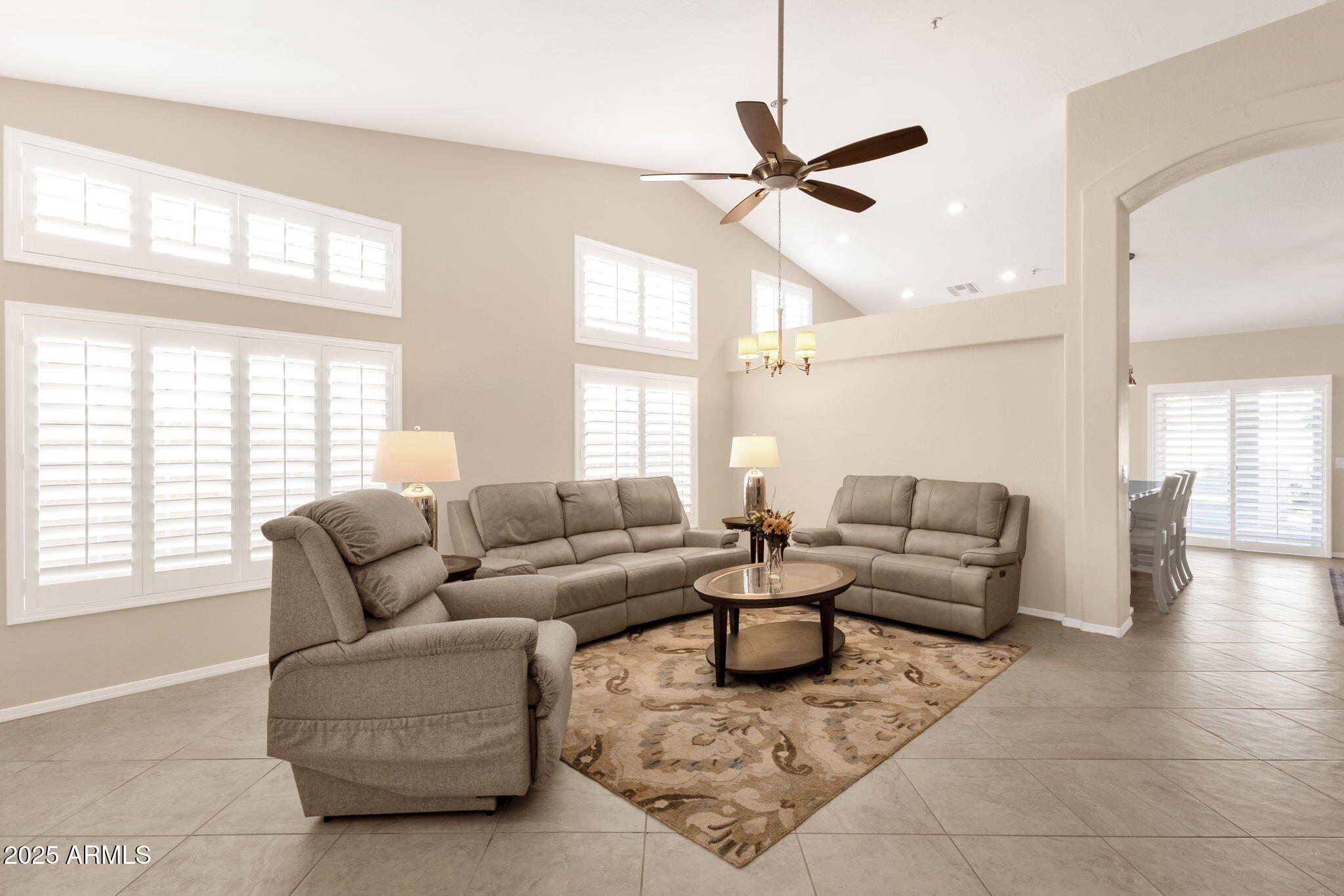 11840 E CLINTON Street