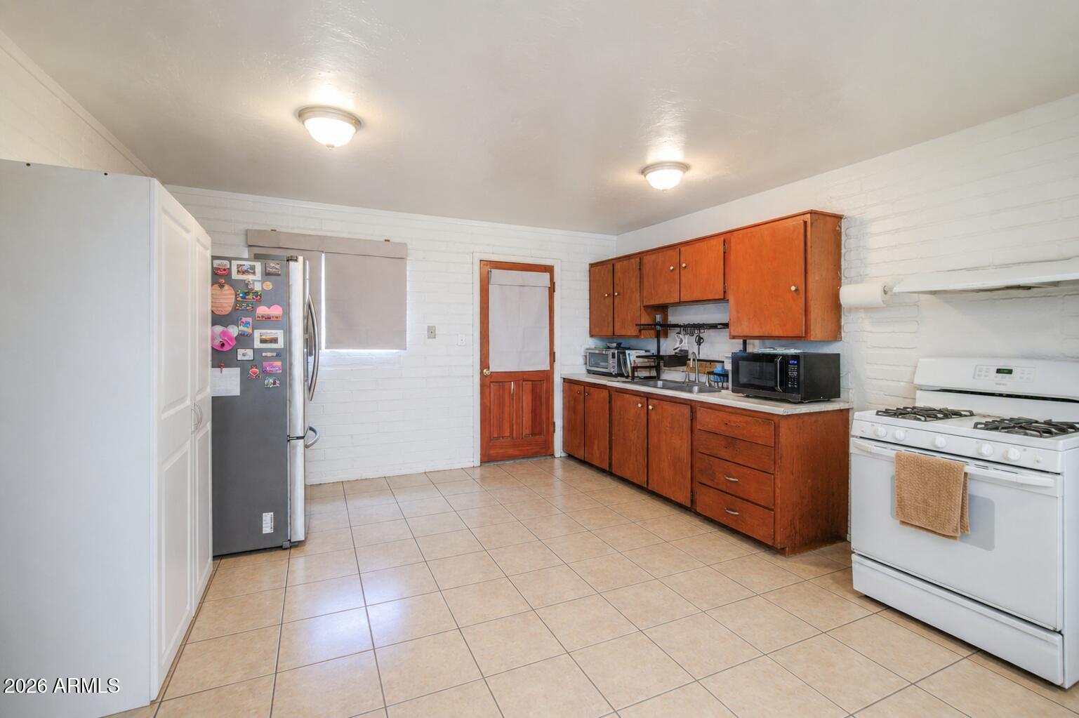 5510 S 13TH Way