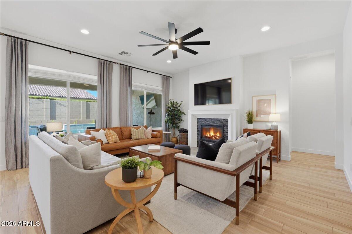 10652 E TARRAGON Avenue