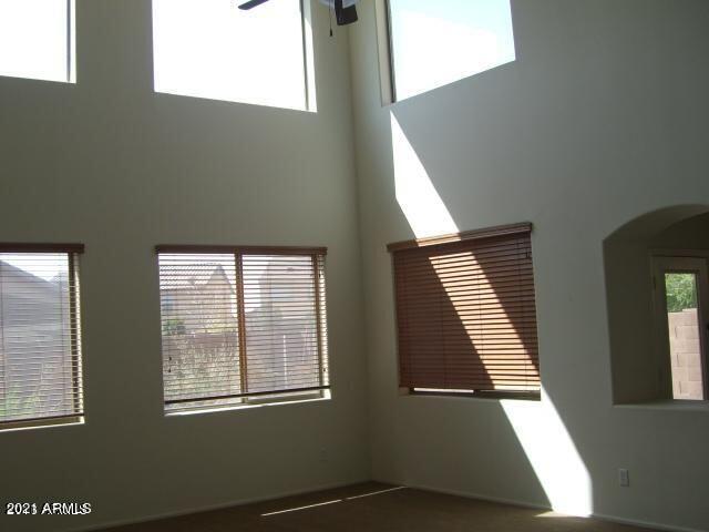 73 W CASTLE ROCK Road