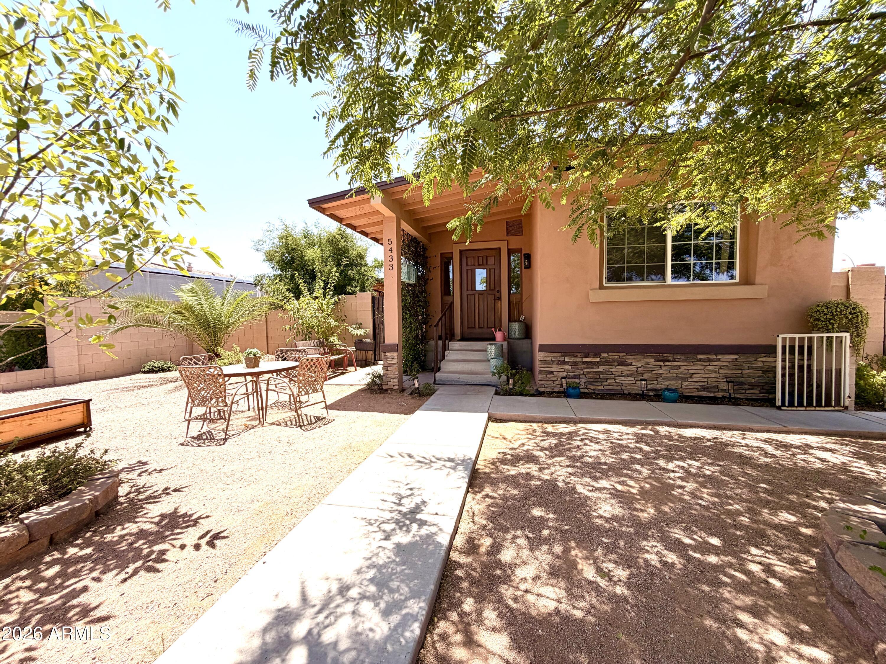 Photo 1 of 23 — 5433 E ALPINE Avenue, Mesa, AZ 85206