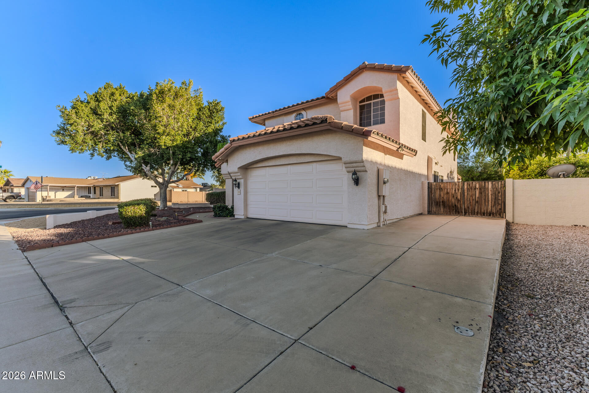 5711 W COCHISE Drive