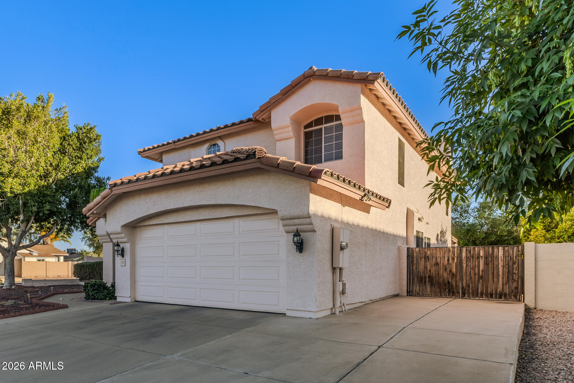 5711 W COCHISE Drive