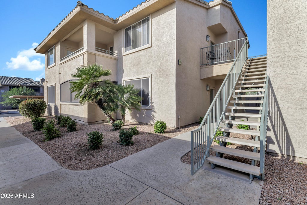Photo of 16013 S Desert Foothills Parkway #2117, Phoenix, AZ 85048 (MLS # 7093637)