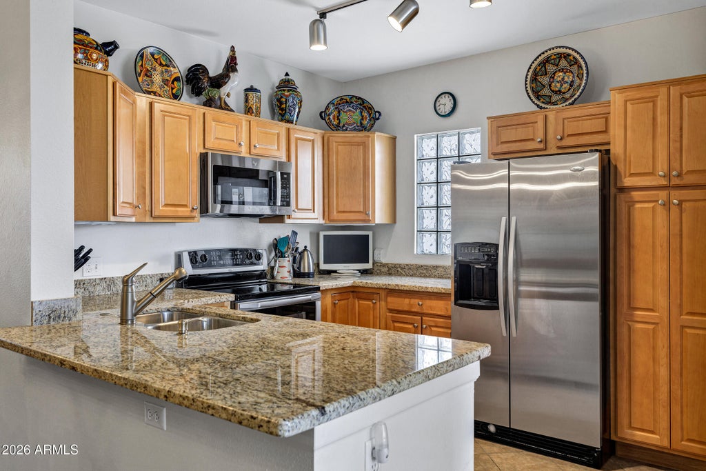Photo of 16013 S Desert Foothills Parkway #2117, Phoenix, AZ 85048 (MLS # 7093637)