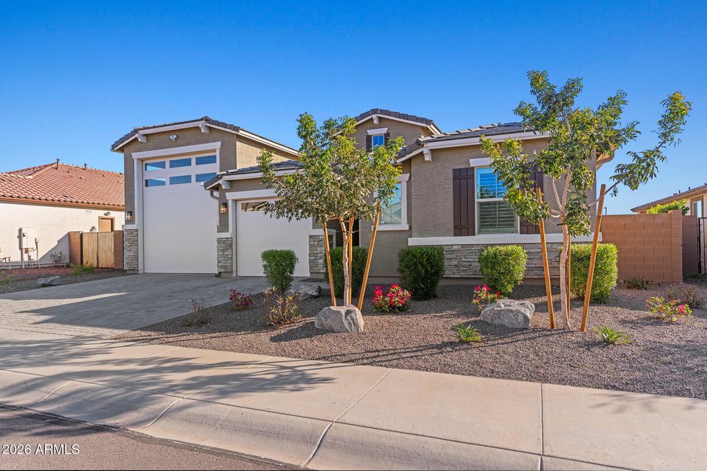 Photo of 8401 N 186th Avenue, Waddell, AZ 85355 (MLS # 6968053)