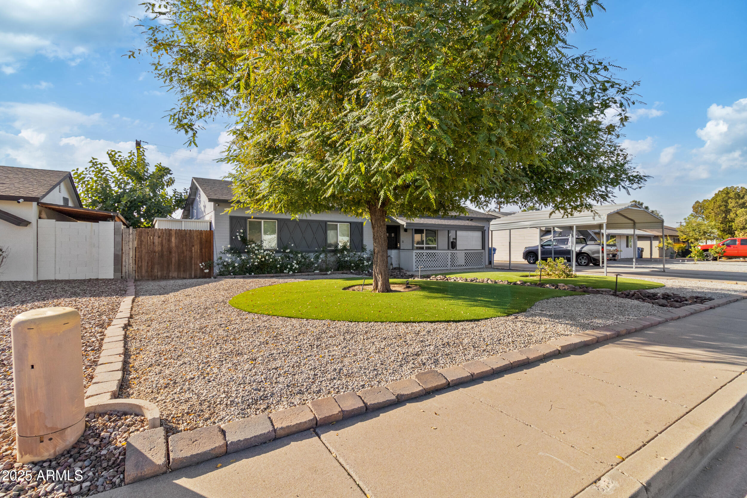 3727 W ORANGEWOOD Avenue