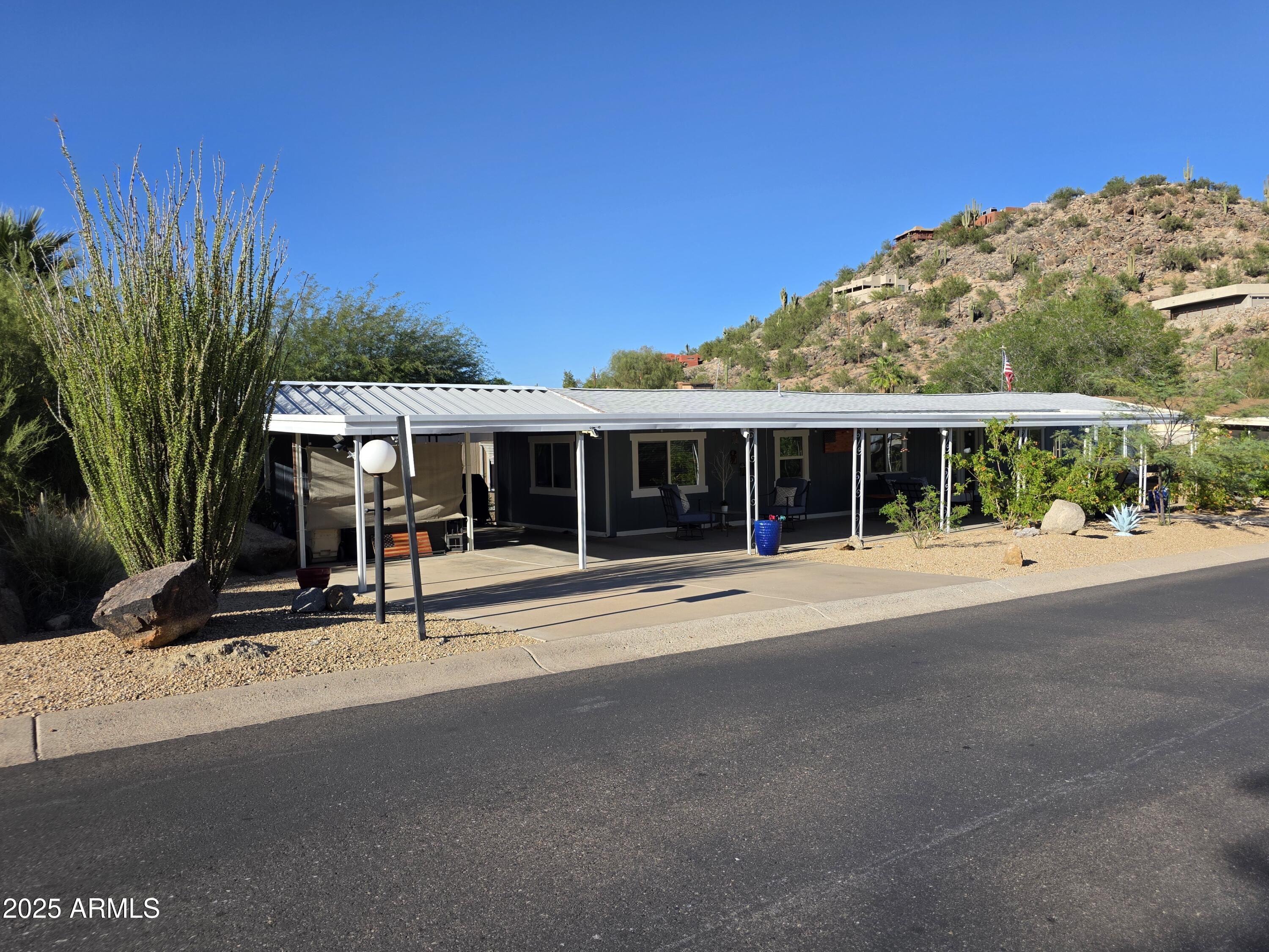 2233 E BEHREND Drive 45