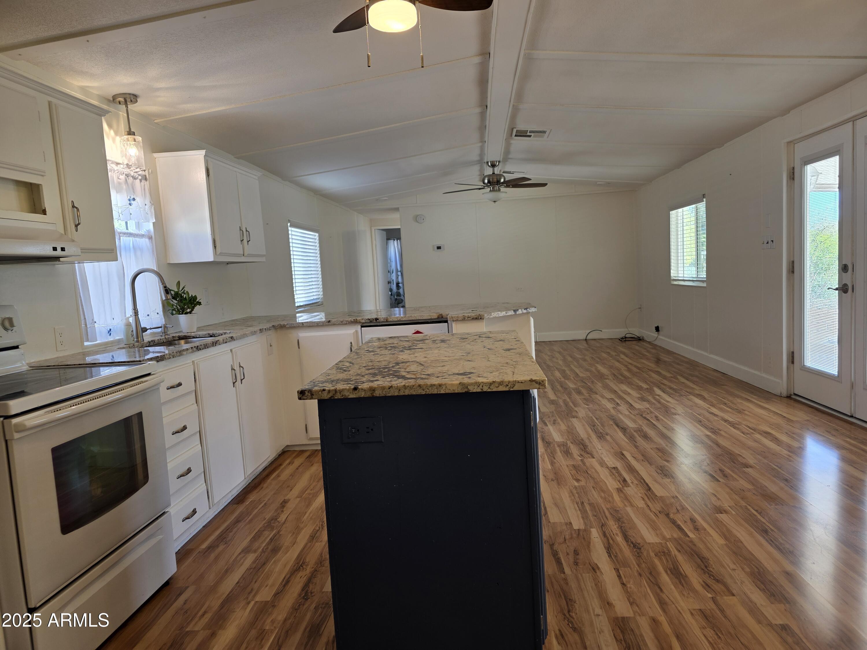 Boulder Ridge - Residential