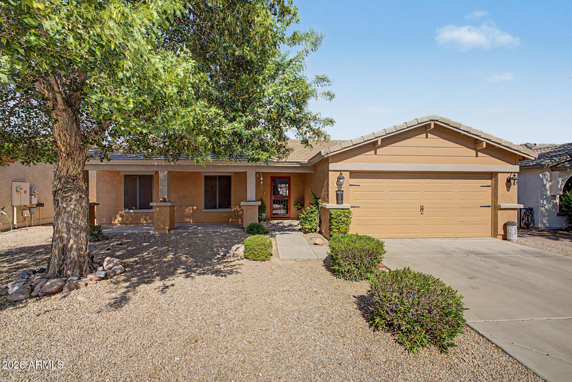 2677 S CONESTOGA Road