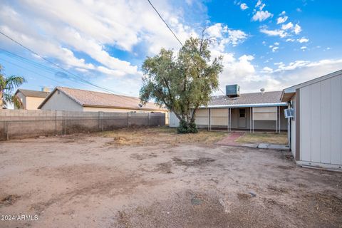 A home in Arizona City