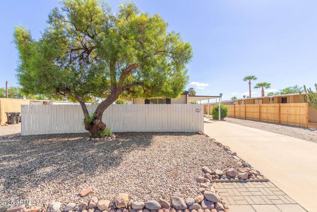 Photo of 7711 E Farmdale Avenue, Mesa, AZ 85208 (MLS # 6929086)