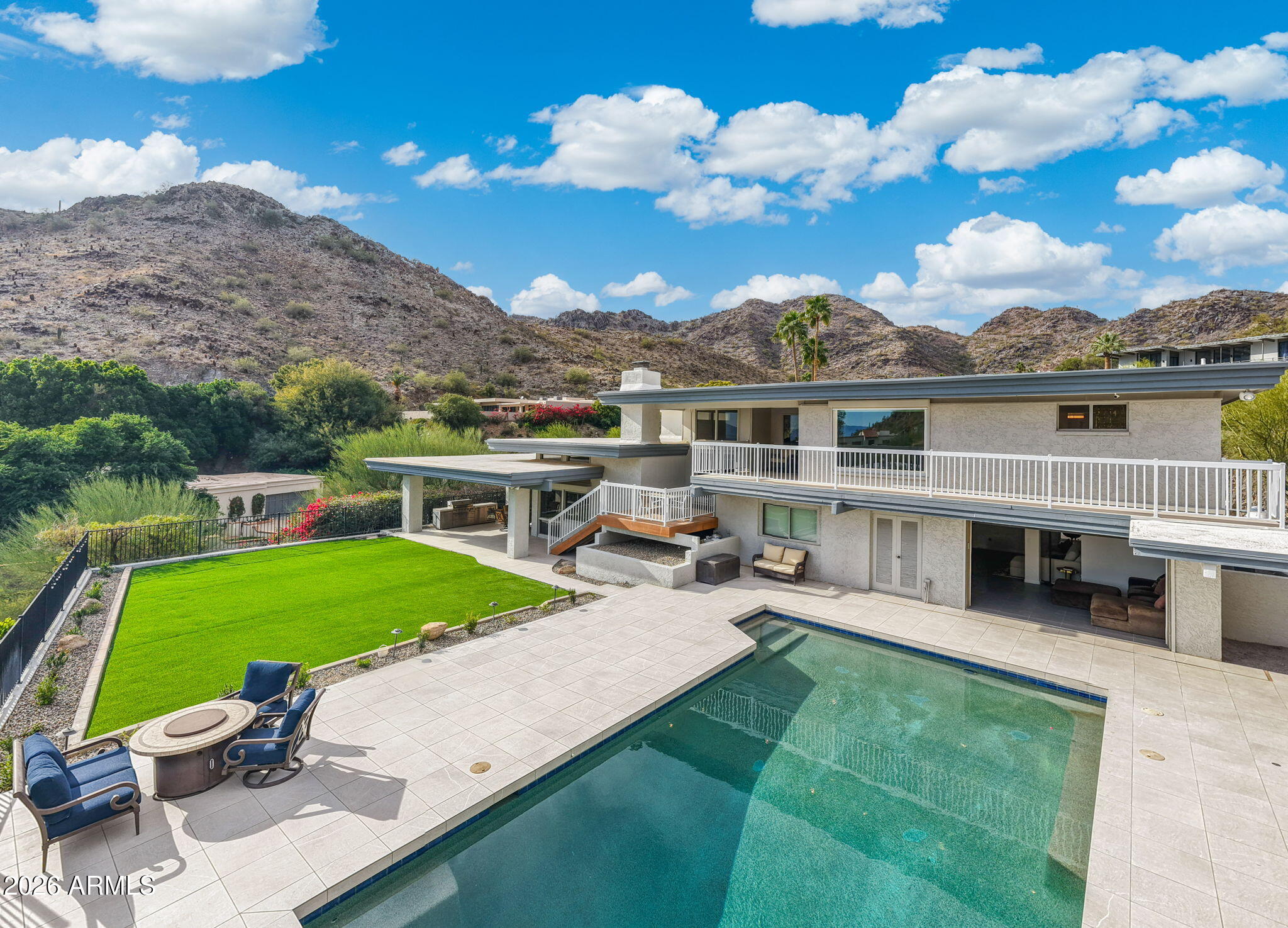 3500 E LINCOLN Drive 22